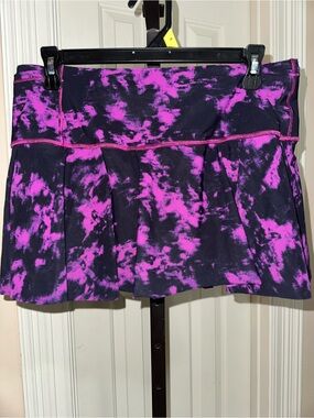 lululemon athletica Black & Purple Tie-Dye Pleated Skirt size 8